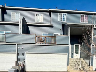 1869 E 122nd Street, Burnsville, MN 55337