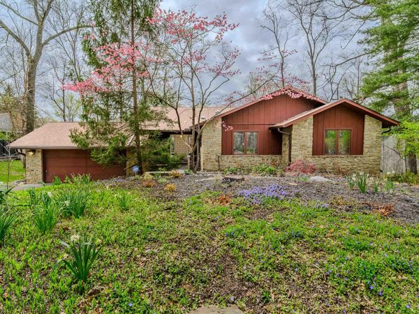 2622 E Spicewood Court, Bloomington, IN 47401