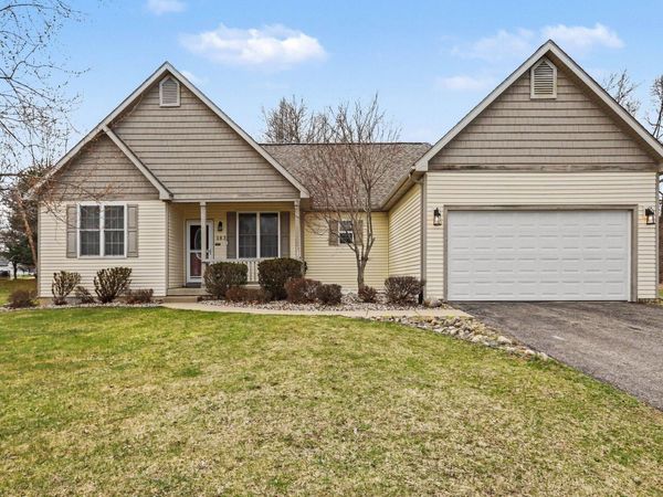 183 Abbington Circle, Battle Creek, MI 49015