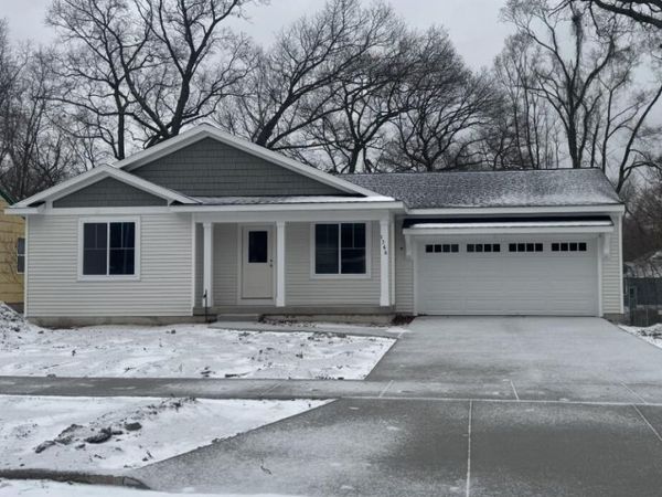 1366 Leonard Avenue, Muskegon, MI 49442