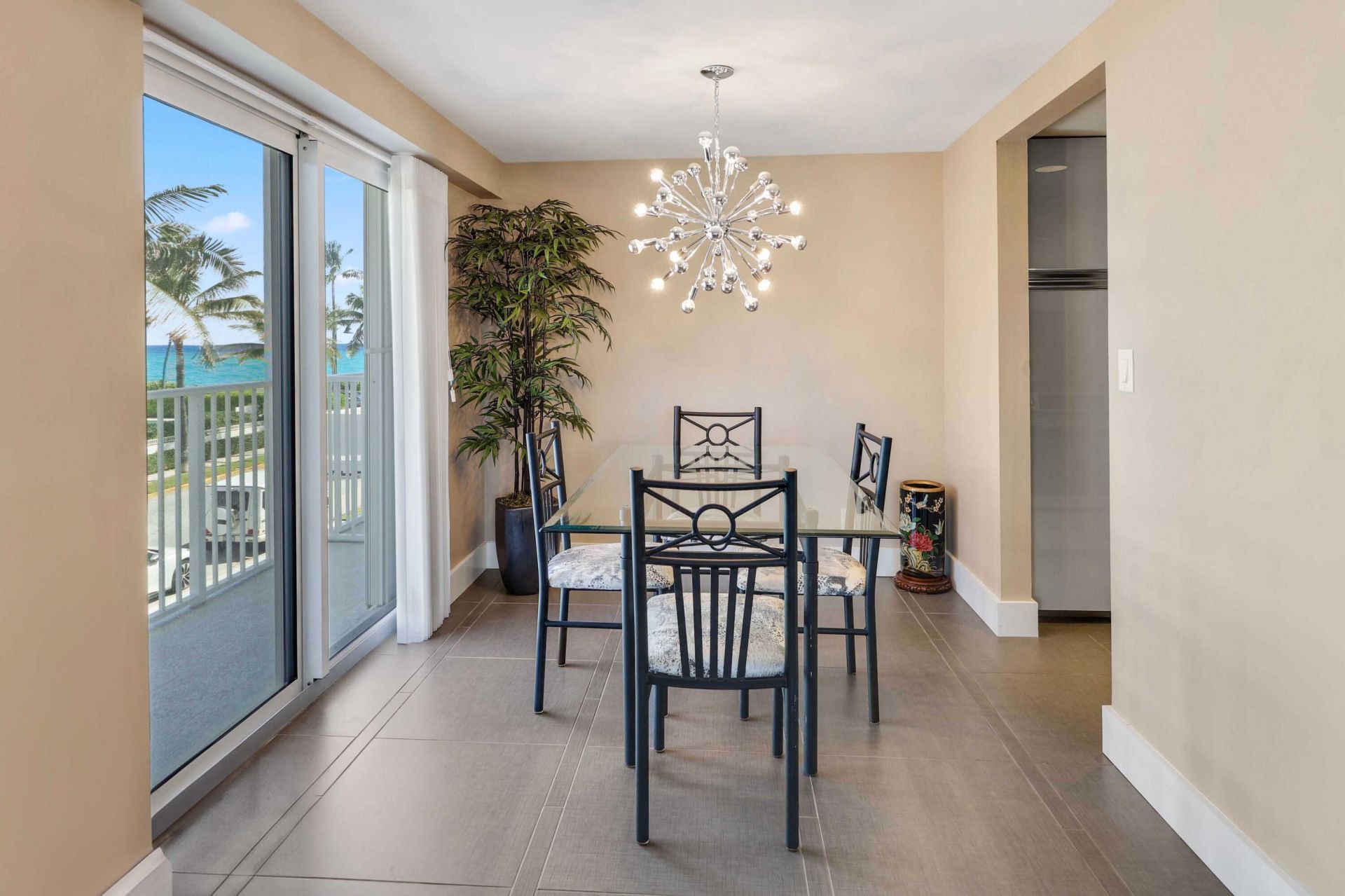 350 S Ocean Boulevard, Unit 206, Palm Beach, FL 33480 Photo