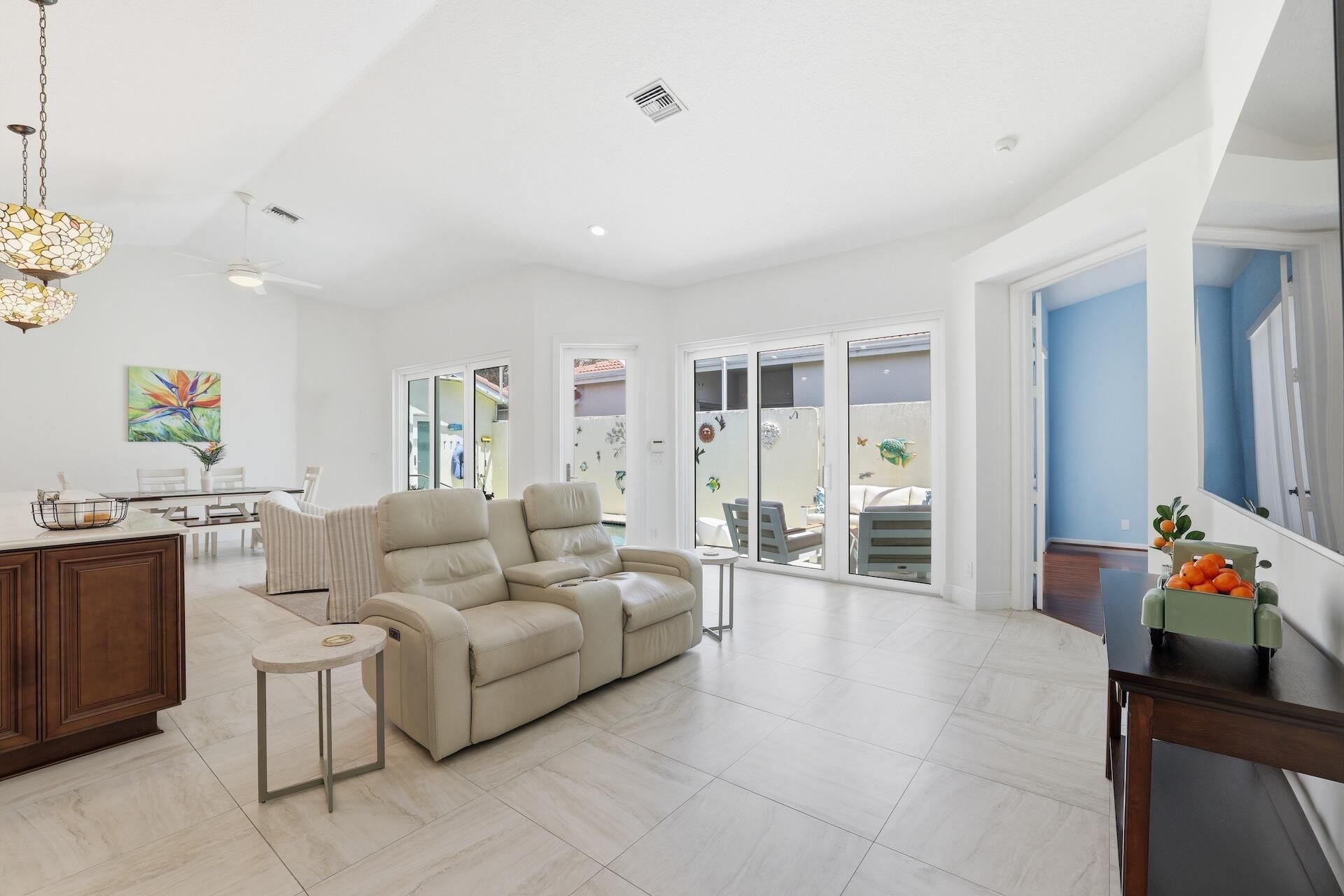5056 Ventura Drive, Delray Beach, FL 33484 Photo
