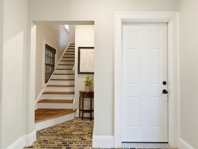 2478 Bryden Road, Columbus, OH 43209 Photo 30