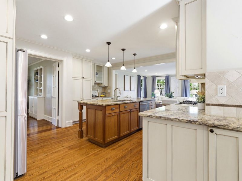 2478 Bryden Road, Columbus, OH 43209 Photo 8