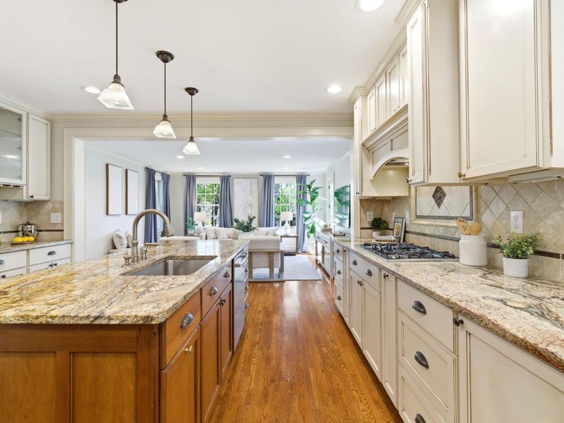 2478 Bryden Road, Columbus, OH 43209 Photo 9