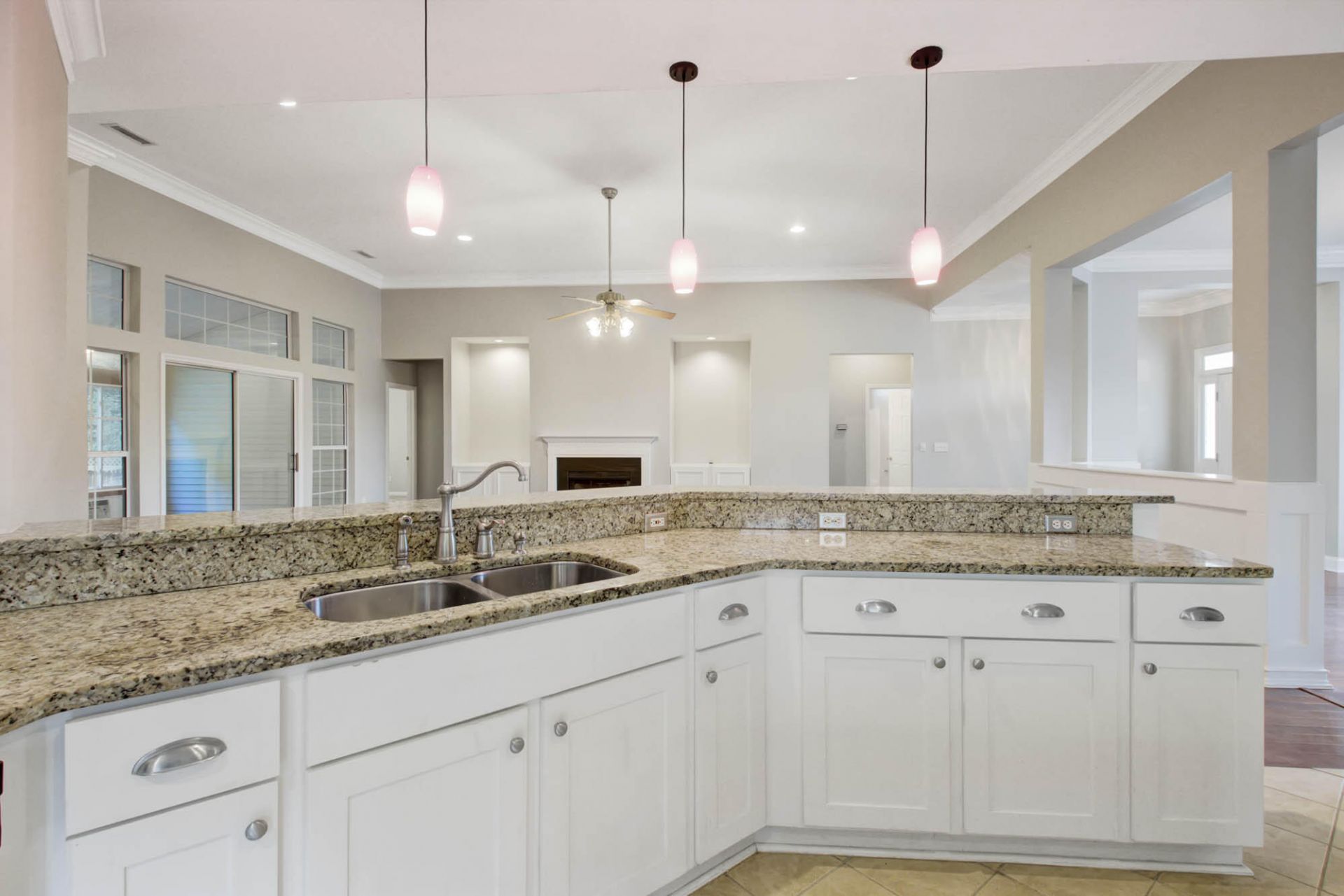 6040 Fieldstone Circle Photo 12