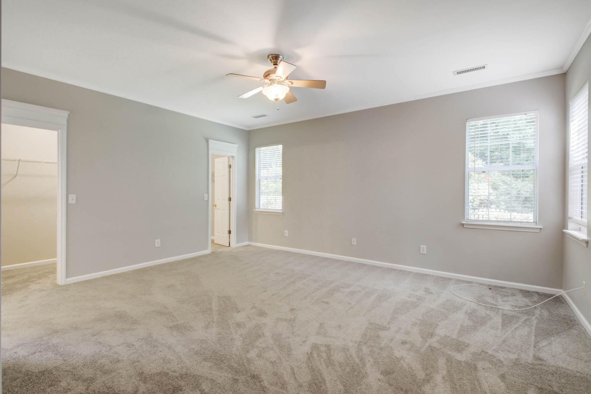 6040 Fieldstone Circle Photo 16