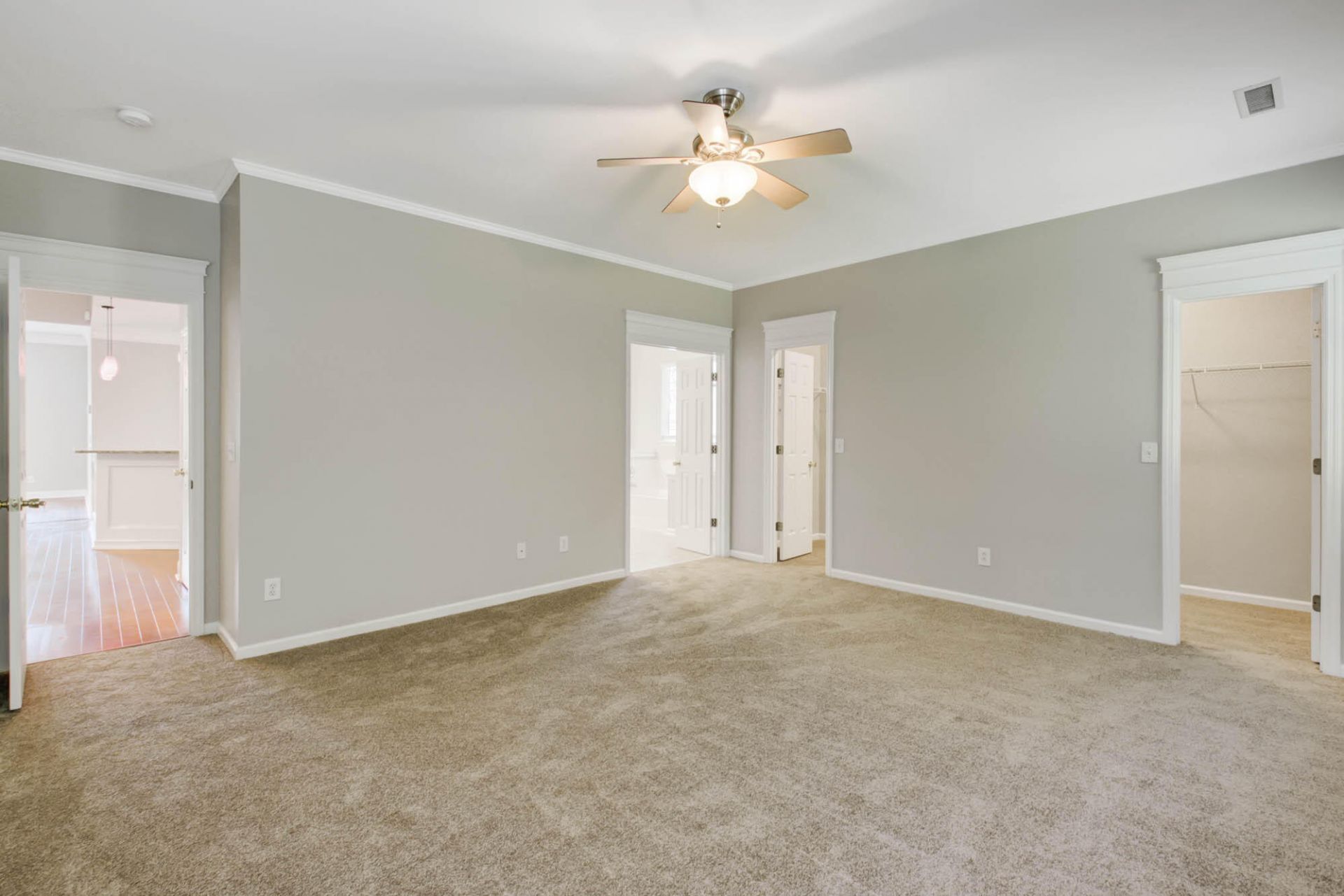 6040 Fieldstone Circle Photo 17