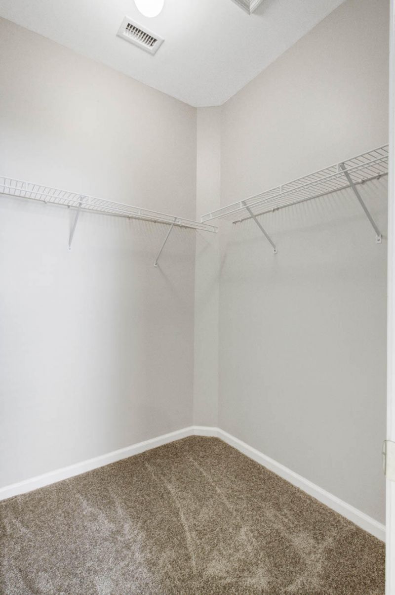 6040 Fieldstone Circle Photo 20