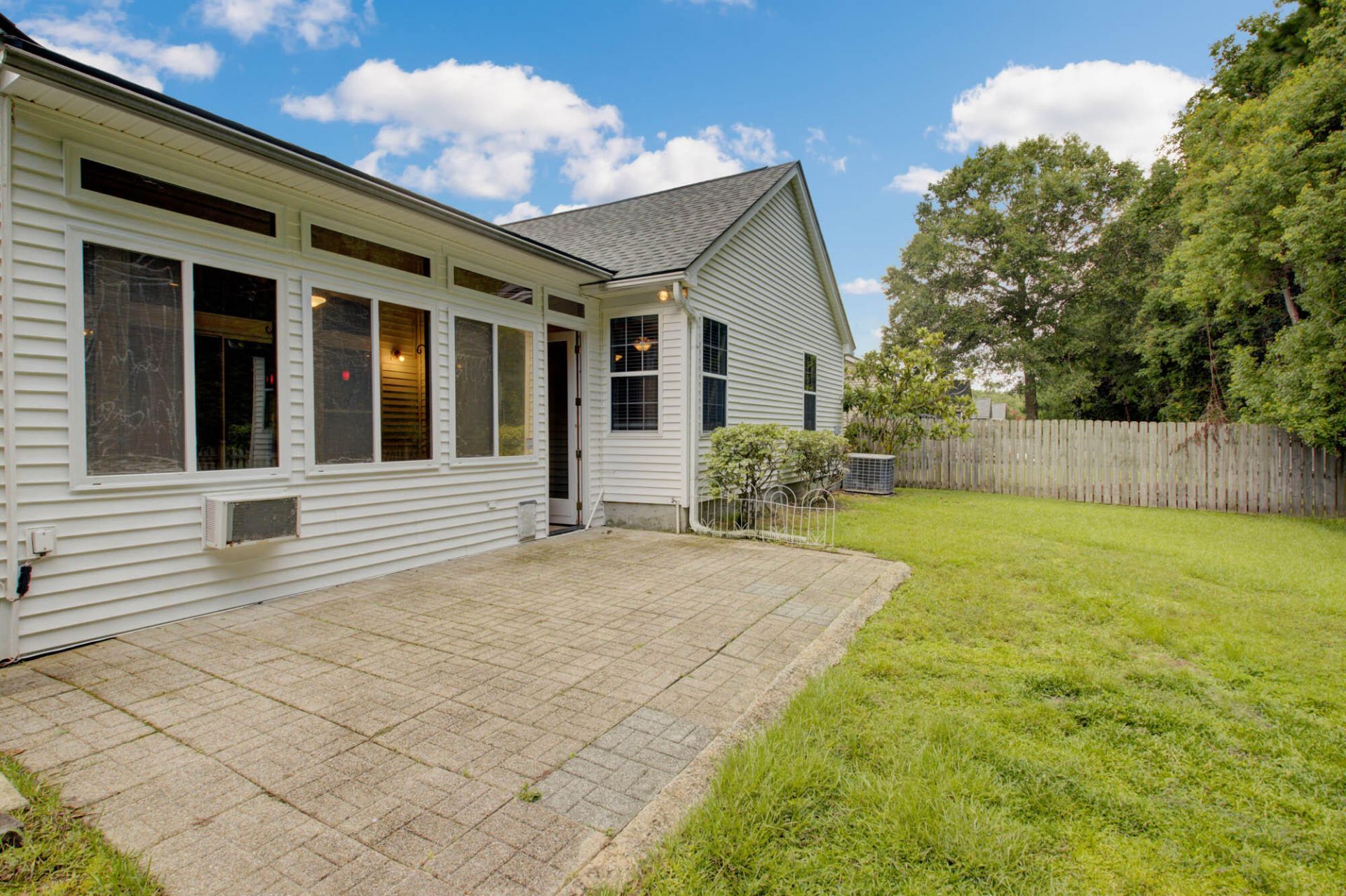 6040 Fieldstone Circle Photo 34