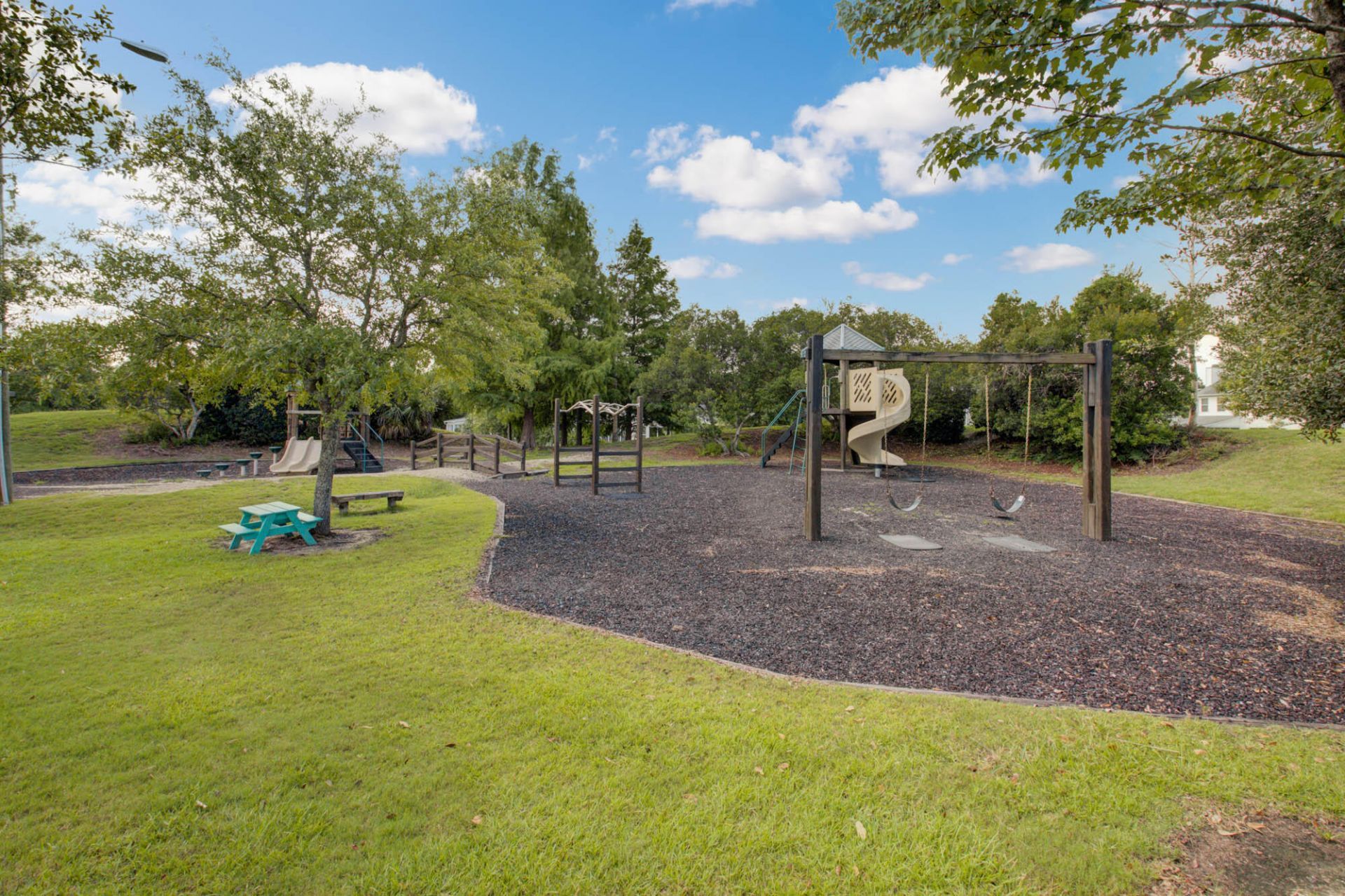 6040 Fieldstone Circle Photo 35