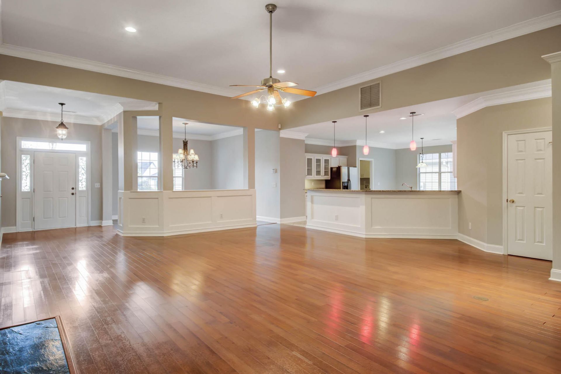 6040 Fieldstone Circle Photo 8