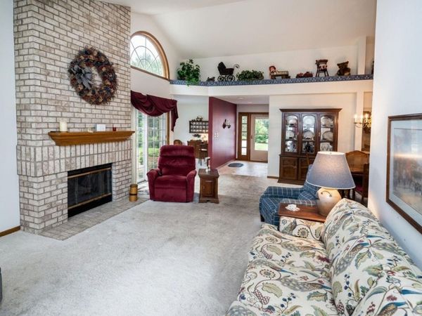 1931 Springbrook - N, Unit D, Waukesha, WI 53186