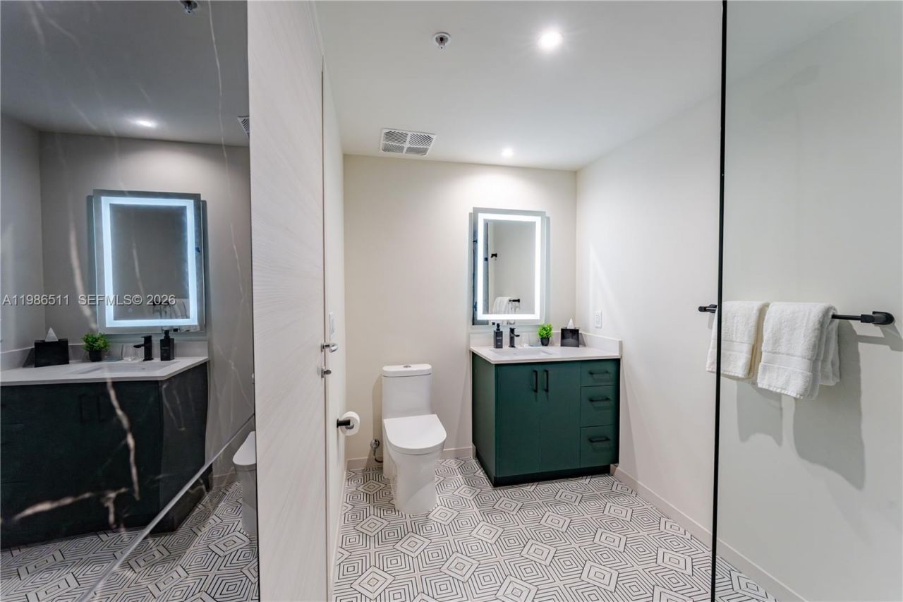 4220 Laguna Street #703, Unit 703, Coral Gables, FL 33146 Photo