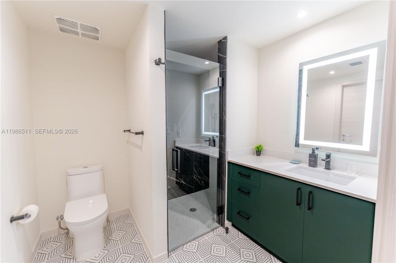 4220 Laguna Street #703, Unit 703, Coral Gables, FL 33146 Photo