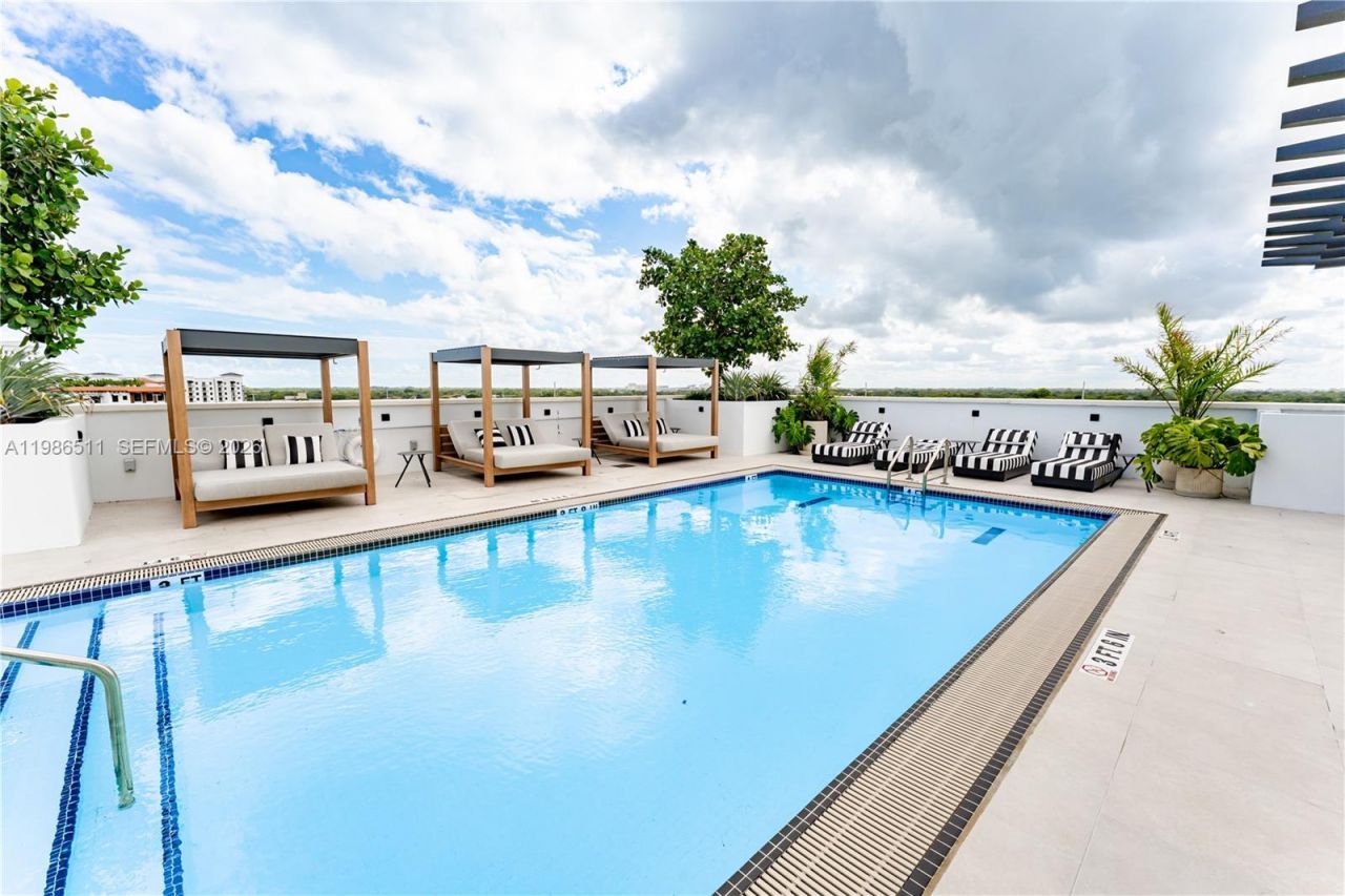 4220 Laguna Street #703, Unit 703, Coral Gables, FL 33146 Photo