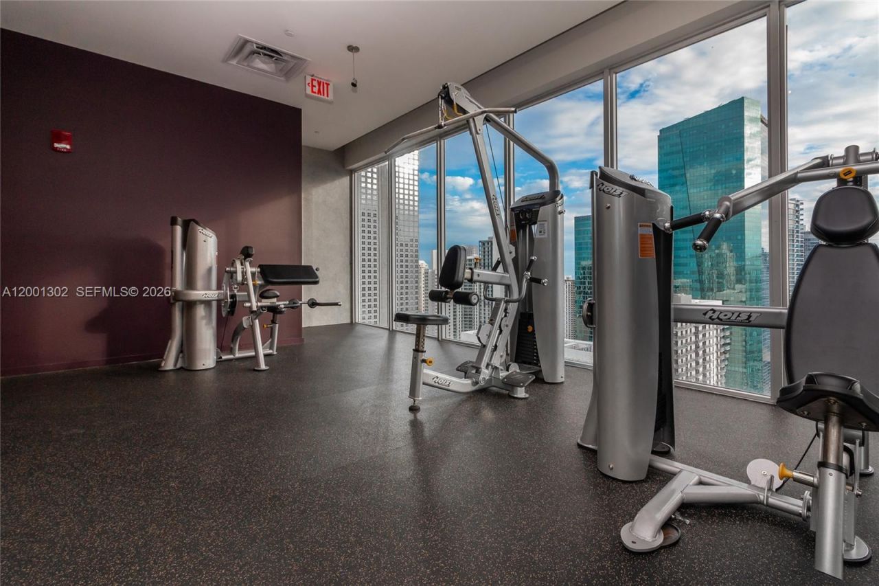 151 SE 1st St, Unit 1107, Miami, FL 33131 Photo