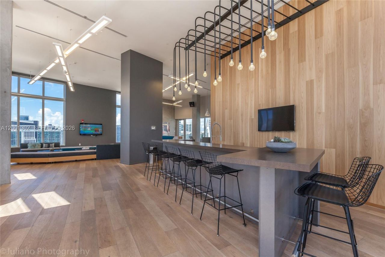 151 SE 1st St, Unit 1107, Miami, FL 33131 Photo