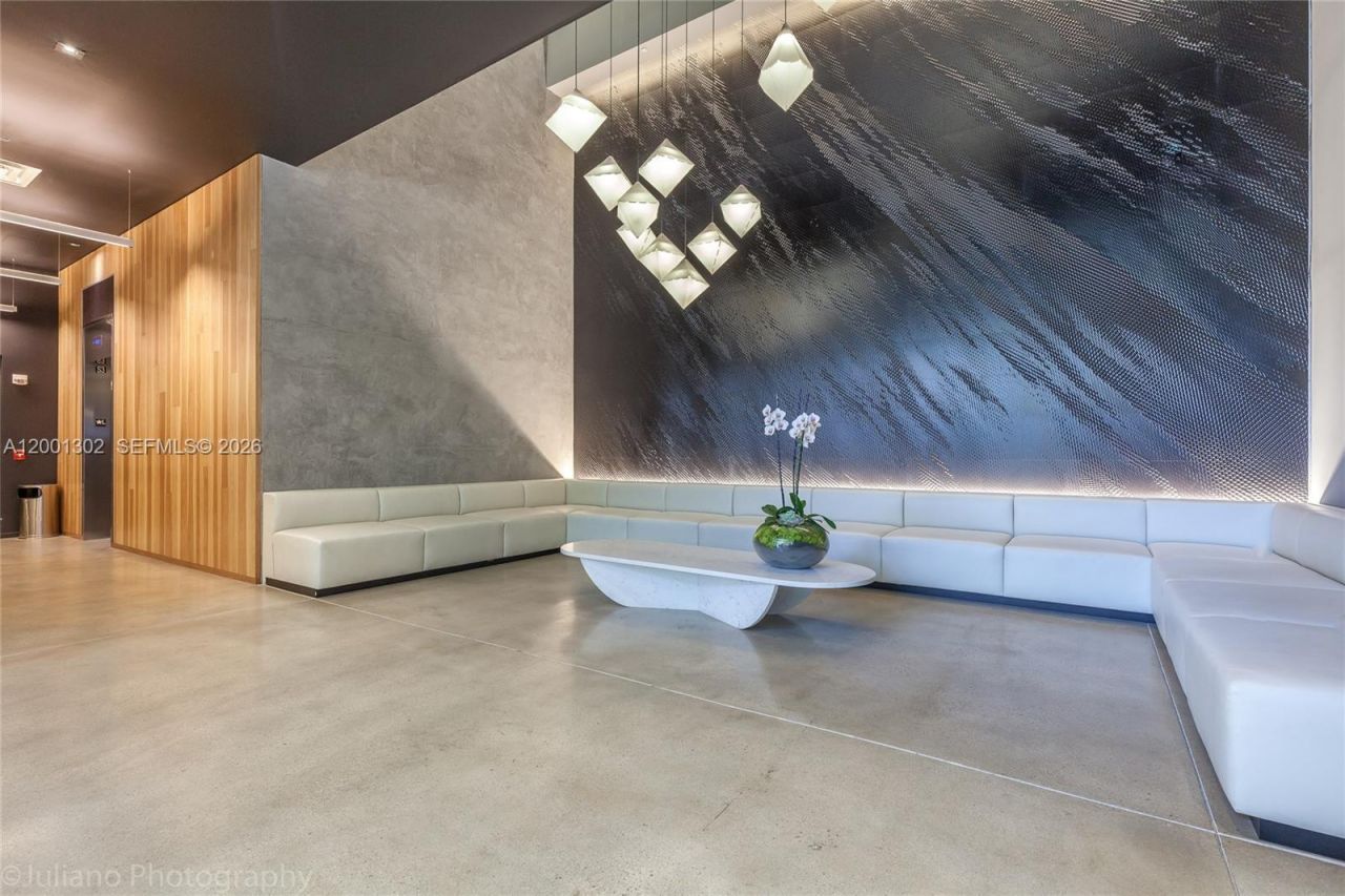 151 SE 1st St, Unit 1107, Miami, FL 33131 Photo