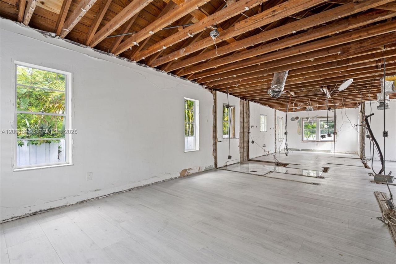 177 NE 47th St, Miami, FL 33137 Photo