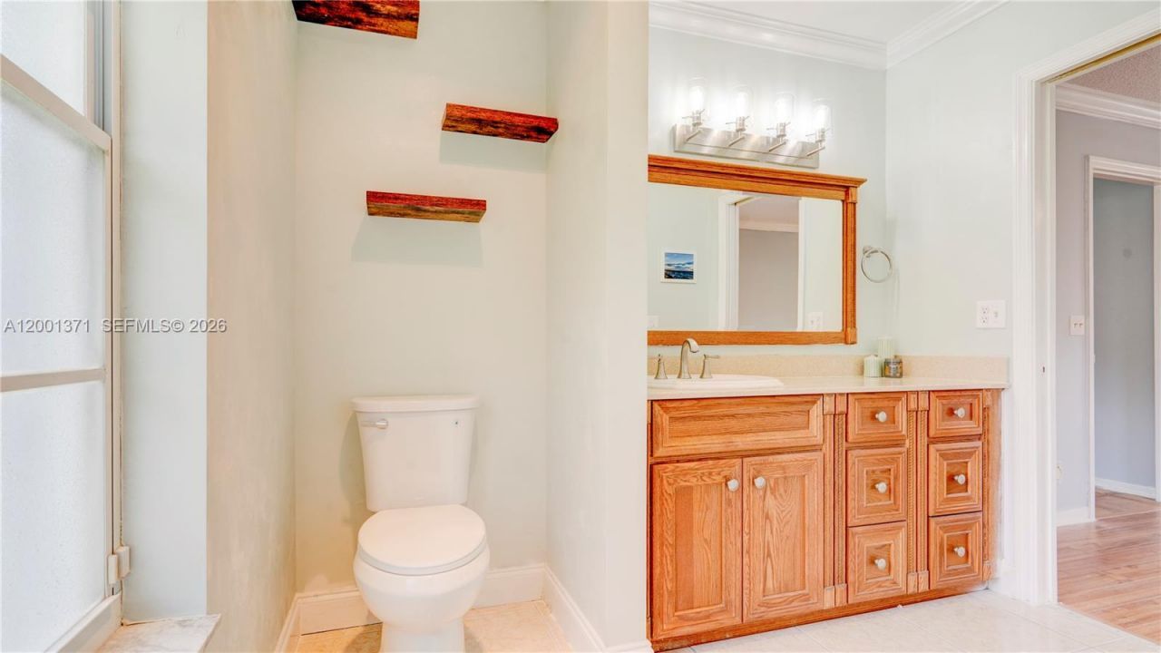 1067 Julia Heights Dr, Lantana, FL 33462 Photo