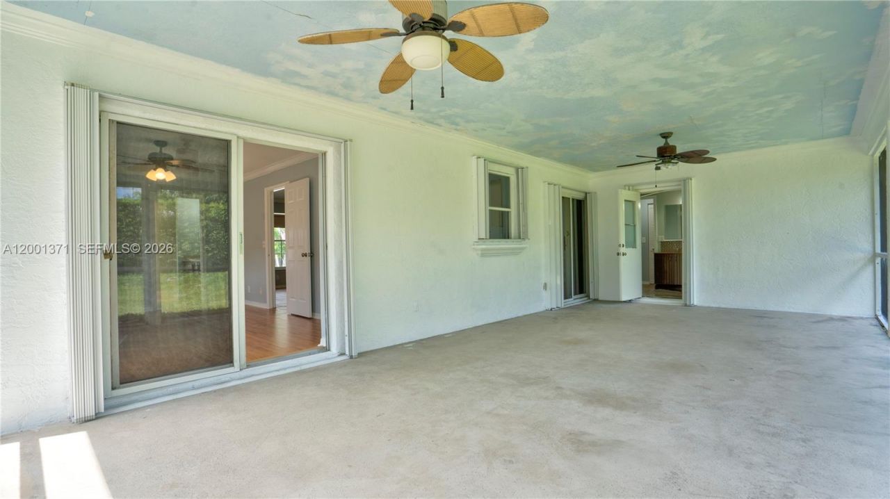 1067 Julia Heights Dr, Lantana, FL 33462 Photo