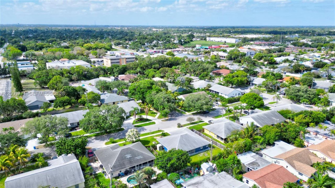 1067 Julia Heights Dr, Lantana, FL 33462 Photo