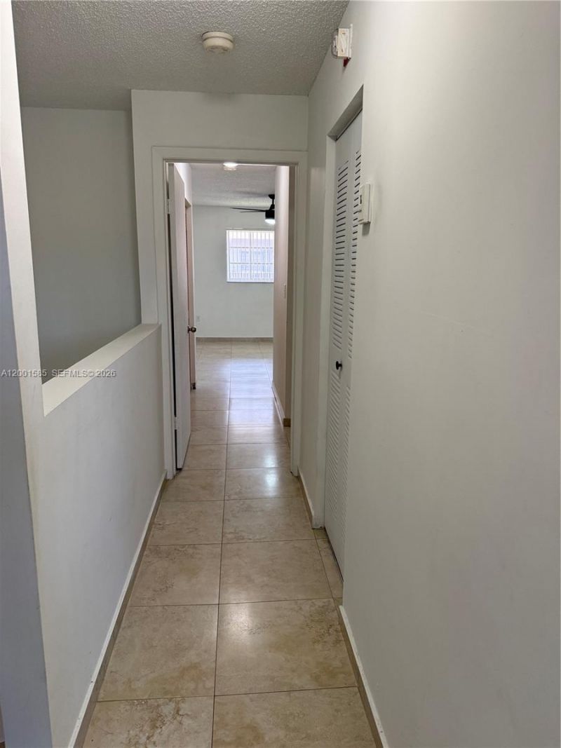 8851 NW 119th St, Unit 2213-2, Hialeah Gardens, FL 33018 Photo
