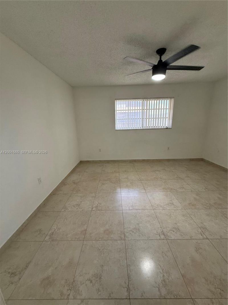 8851 NW 119th St, Unit 2213-2, Hialeah Gardens, FL 33018 Photo