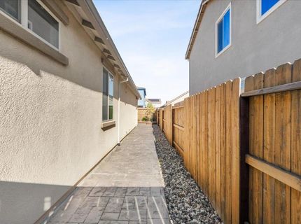 10261 Baritone Way, Elk Grove, CA 95757 Photo