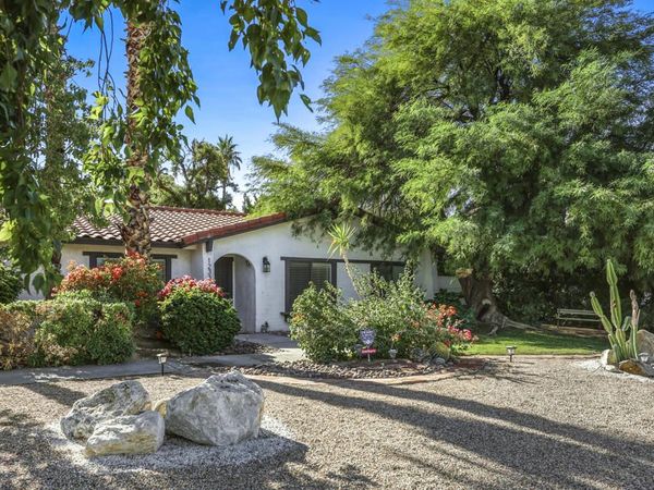 1233 E Via Escuela, Palm Springs, CA 92262