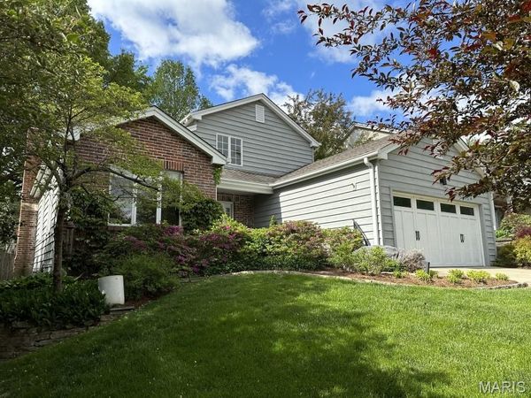 9844 Oak Haven Avenue , St Louis, MO 63119