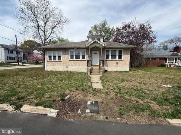 123 ASHLAND AVENUE, LAWNSIDE, NJ 08045