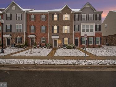 11398 WILLOW GREEN CIRCLE , MANASSAS, VA 20109