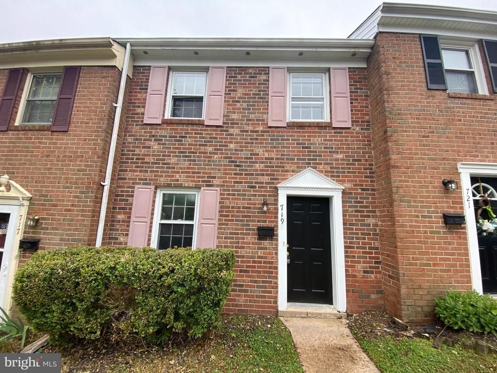 719 Olde Greenwich Circle , Fredericksburg, VA 22408 Main Photo