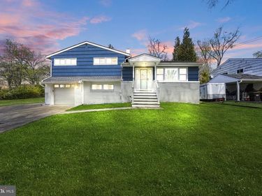 28 GREEN RIDGE ROAD, YARDLEY, PA 19067