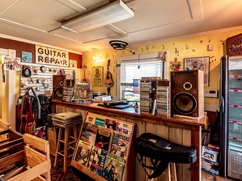 198 S Main Street, Waynesville, OH 45068 Photo 13