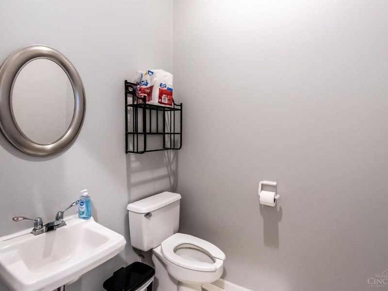 198 S Main Street, Waynesville, OH 45068 Photo 8