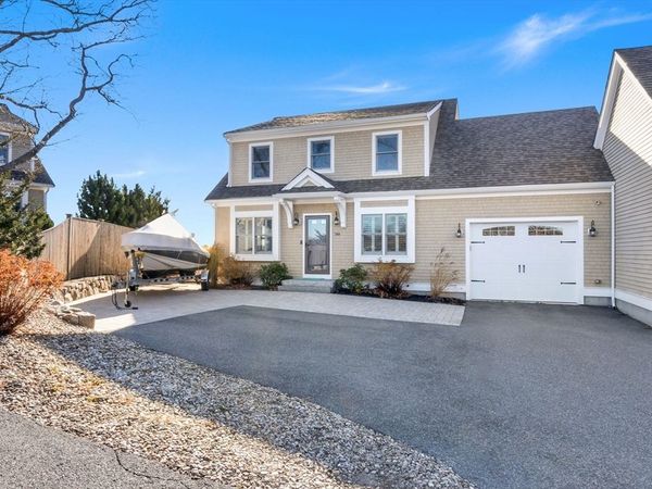 126 Eastern Ave, Unit A, Gloucester, MA 01930