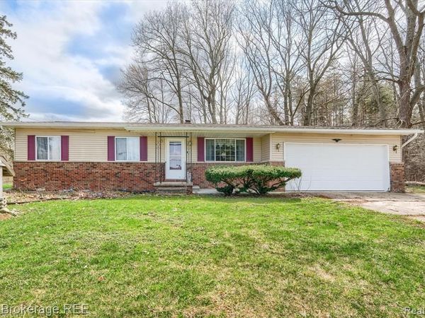 9370 Vienna Road, Forest Twp, MI 48463