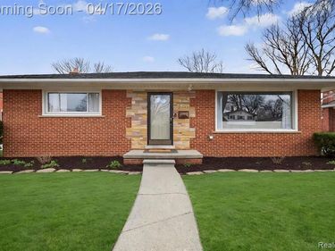 29168 Meadowlark Street, Livonia, MI 48154