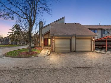 7361 Radcliff Drive, West Bloomfield Twp, MI 48322