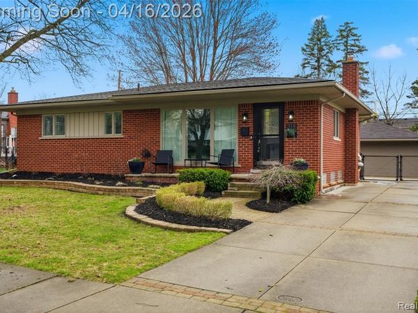 314 Debra Lane, Northville, MI 48167