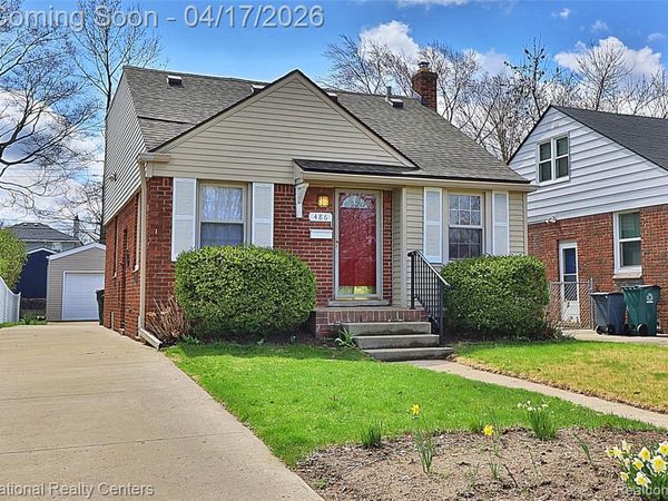 486 University Street, Ferndale, MI 48220