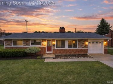 29840 Mason Street, Livonia, MI 48154