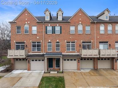 39854 Rockcrest Circle, Northville Twp, MI 48168