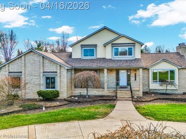 74800 Judges Court, Bruce Twp, MI 48065