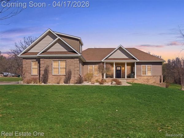 2385 S Sashabaw Road, Brandon Twp, MI 48462