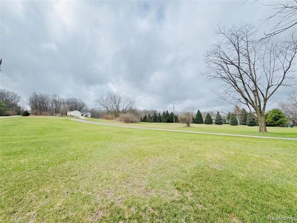 4300 Center Road, Deerfield Twp, MI 48451