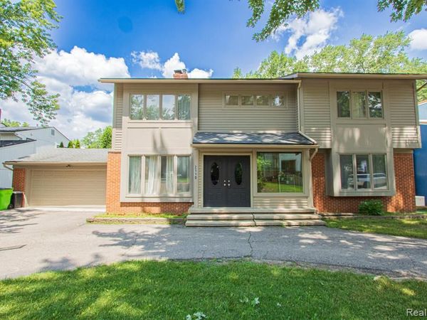 2110 Langham Drive, West Bloomfield Township, Mi 48323